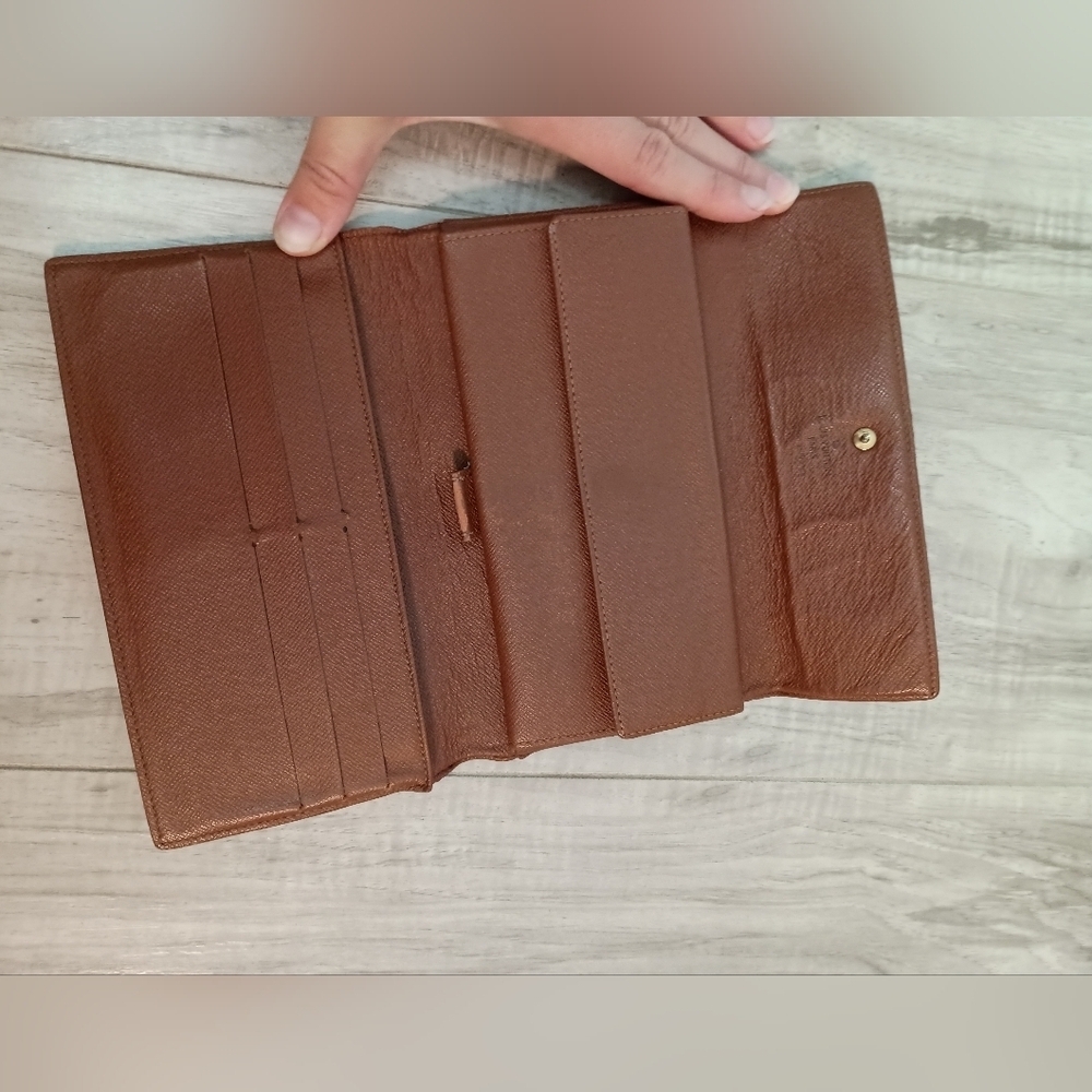 Authentic Louis Vuitton Monogram Porte Tresor International Trifold Long Wallet - Picture 10 of 16